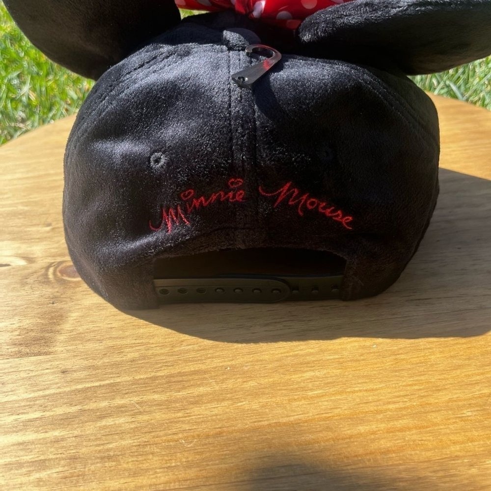 Disney Women's Minnie Mouse Hat w/ Red Polka Dot Bow Velour SOUVENIR OS GIFT NEW - Picture 7 of 11